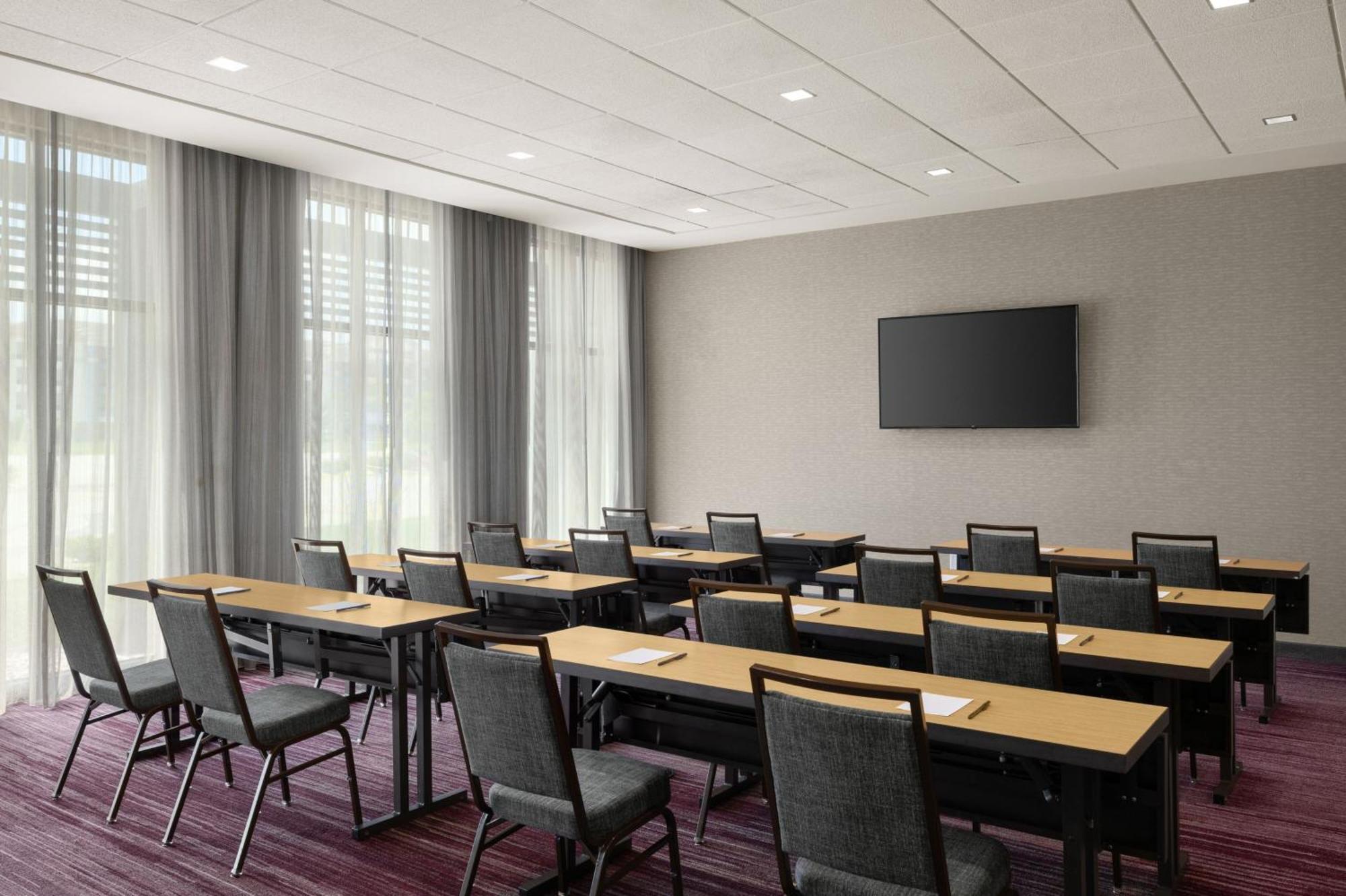 Courtyard By Marriott Omaha East/council Bluffs, Ia 3*